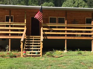 973 Ratliff Creek Rd, Pikeville, KY 41501