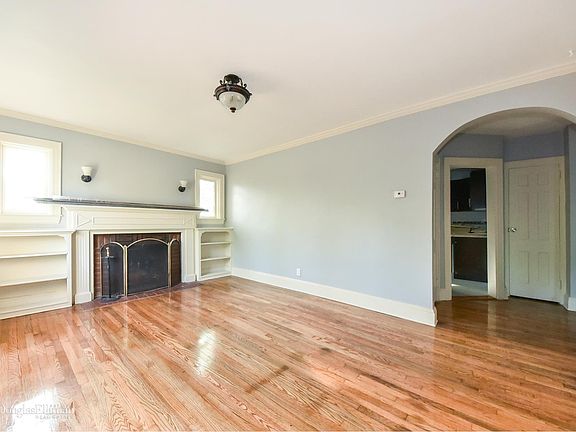 3rd image of 509 Grant Pl