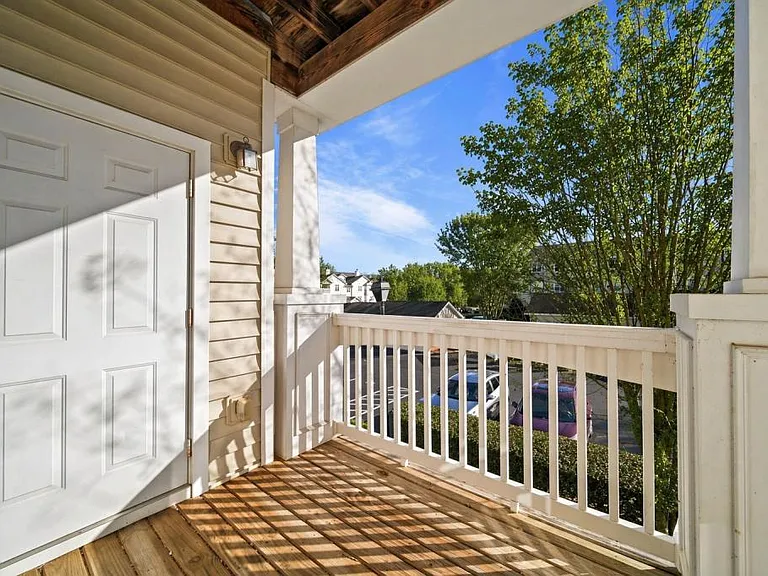 17113 Doe Valley Ct — Photo 20