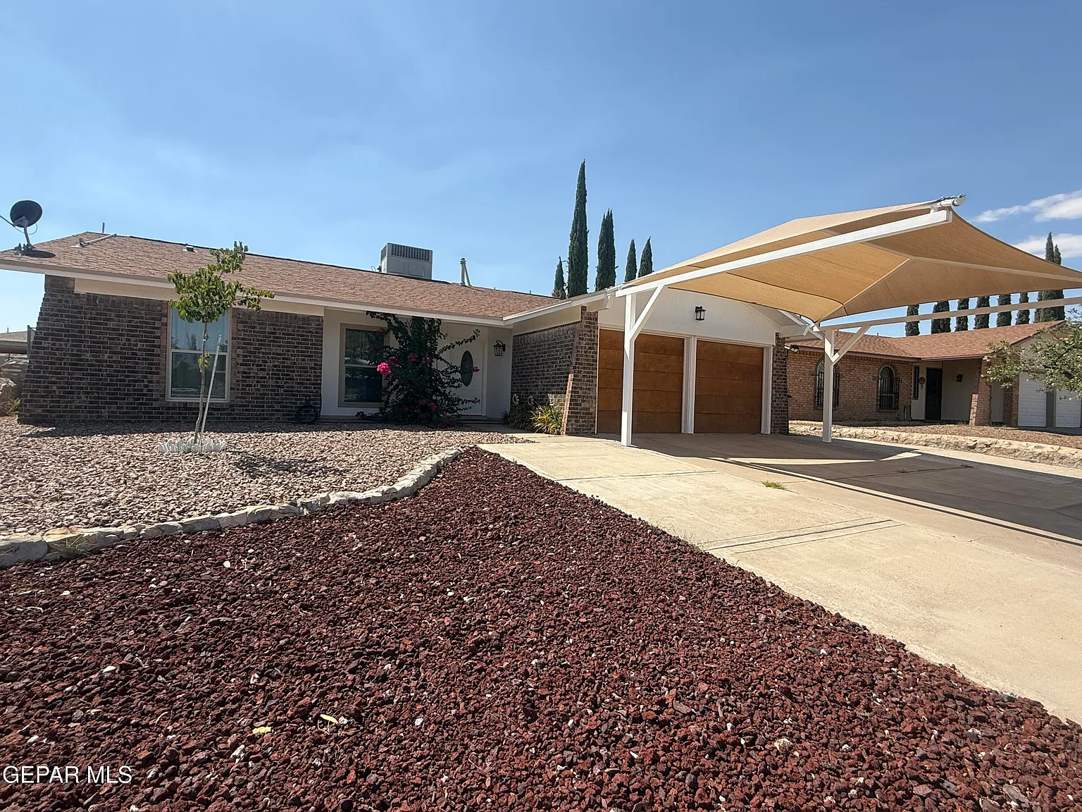 4 bed, 1603 sqft, $1,750 — Photo 1