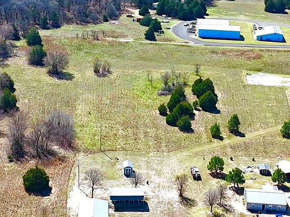 2nd image of 28 E 1170th Rd