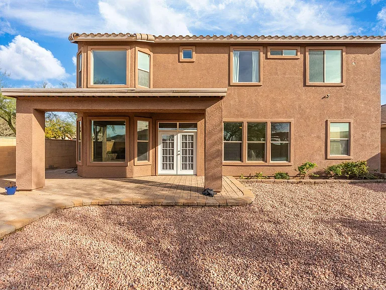 35434 N 31st Dr — Photo 4