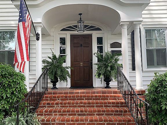2nd image of 212 Clifton Ave