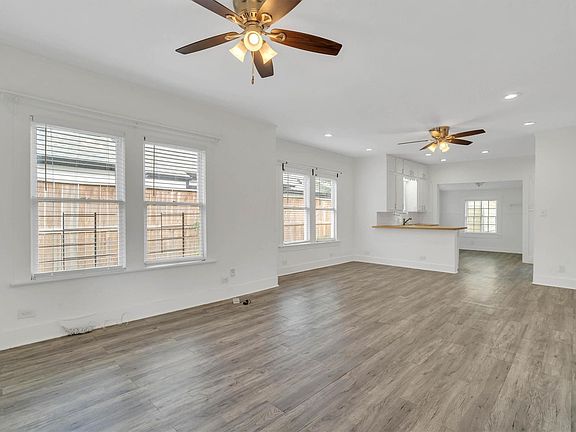 4th image of 1109 Gargan St