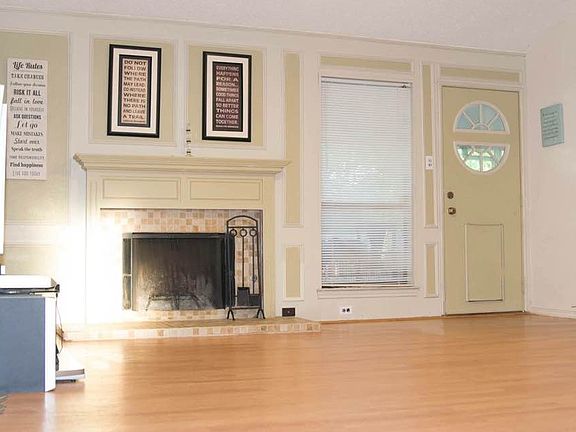 2nd image of 3054 Rambling Dr