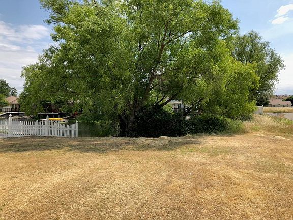 4th image of 18968 Shoreline Dr