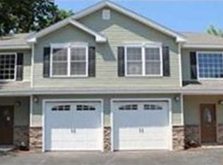 18 North St, Whately, MA 01075