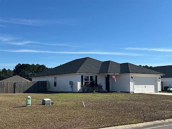 3rd image of 135 Saint Stevens Ct