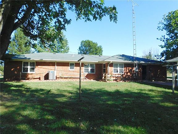 3rd image of 2625 S State Road 3