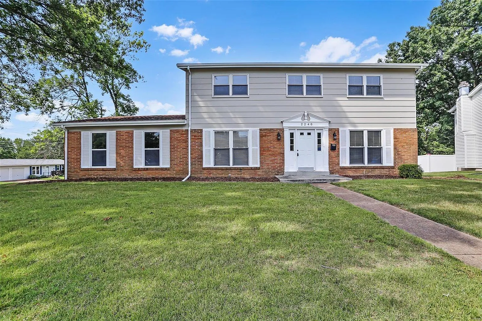 2240 Danelle Ct photo 1