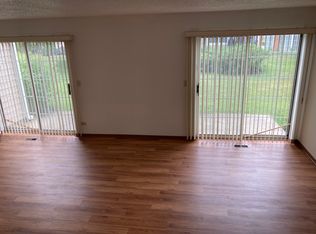 719 W Happfield Dr, Arlington Heights, IL 60004