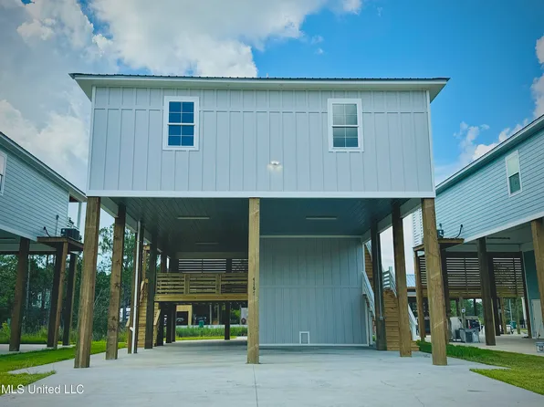 4167 19th St, Bay Saint Louis, MS 39520