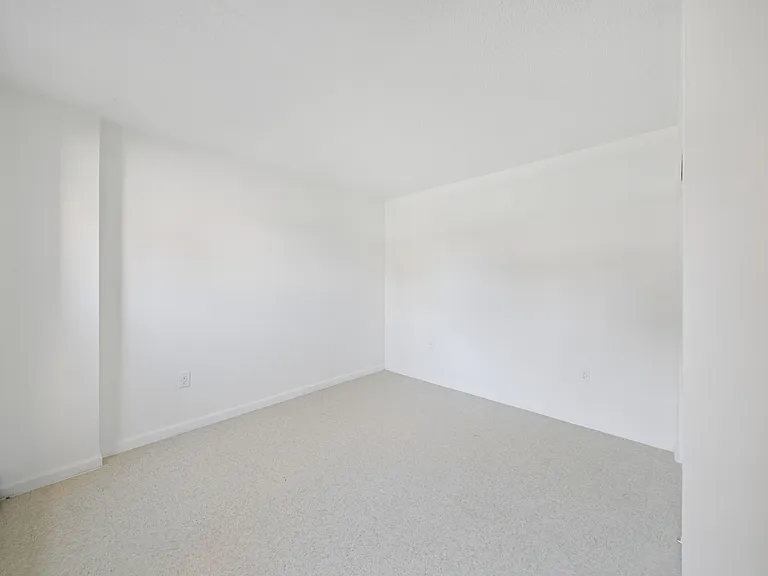 146 Beach 24 St #311 — Photo 11