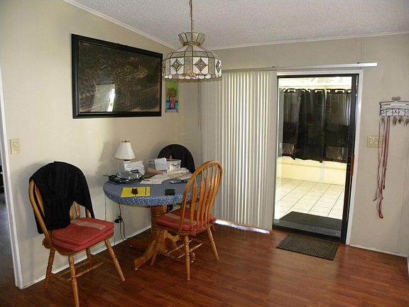 4th image of 456 Tropical Isles Circle