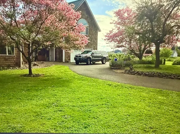 9445 Wells Landing Rd, Independence, OR 97351