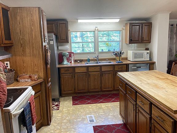 5th image of 6907 S Meadowbrook Dr