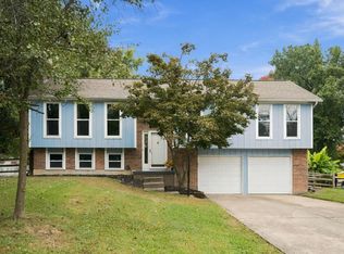 9261 Fields Dr, Mason, OH 45040