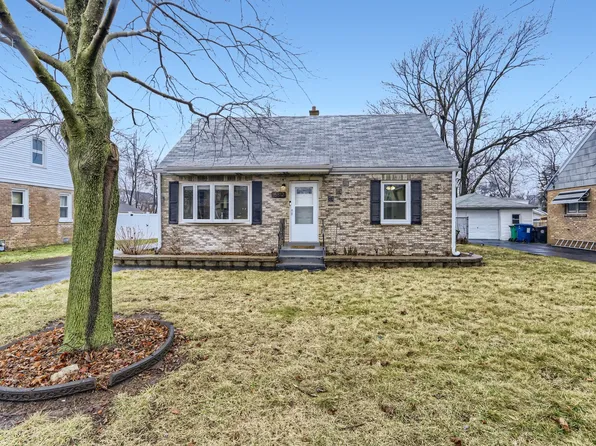 6812 S 78th Ave, Bridgeview, IL 60455