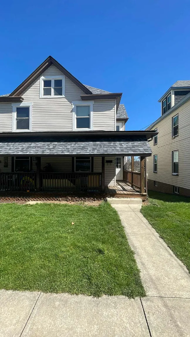 410-412 Parker Ave #15683 photo 1