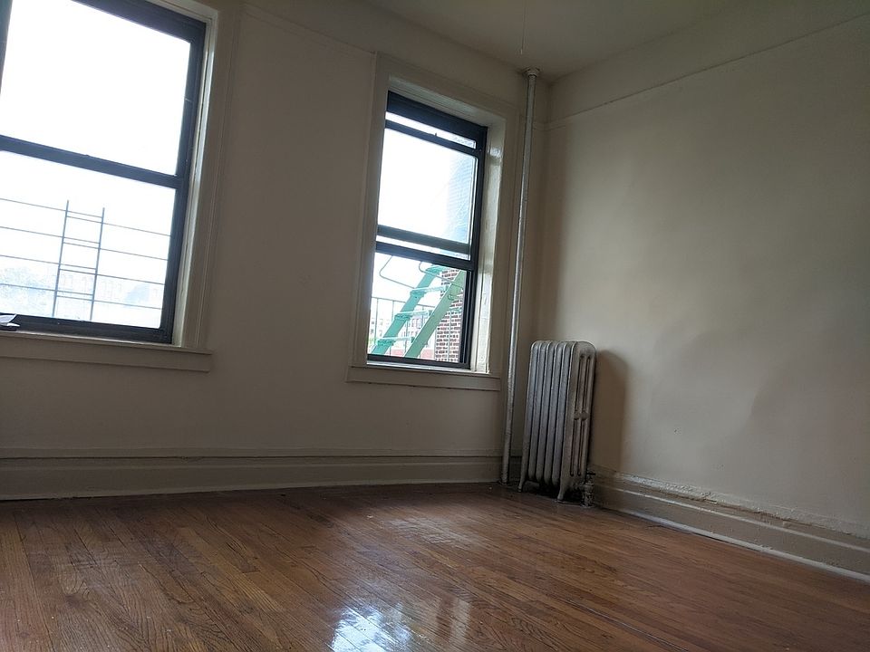 1st image of 2390 Davidson Ave #1AA