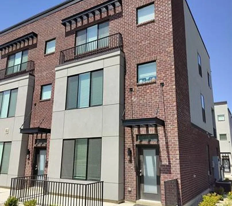 25 E Center St #66