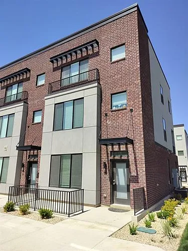 25 E Center St #47 Photo 1