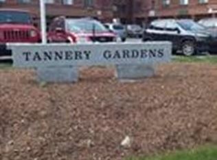 111 Foster St APT 204, Peabody, MA 01960