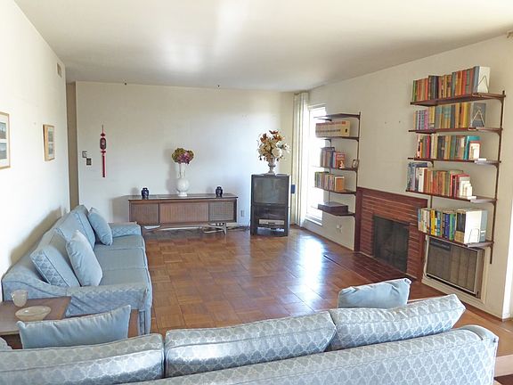2nd image of 710 S Bradshawe Ave