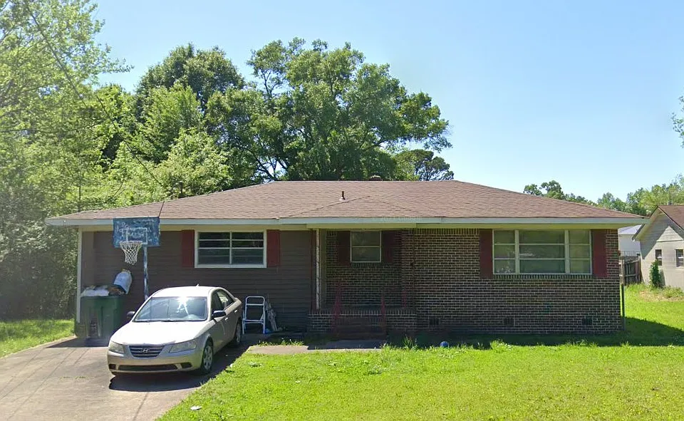 1112 7th Ave