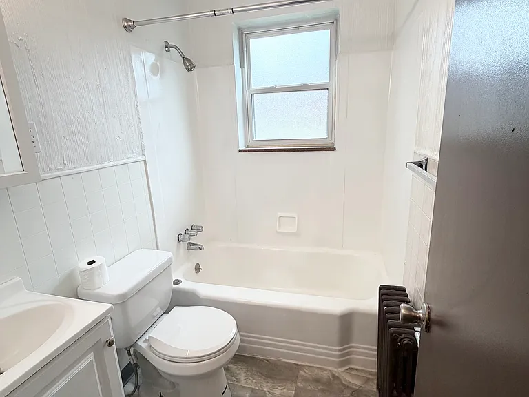1680 Skyline Dr #8 — Photo 6