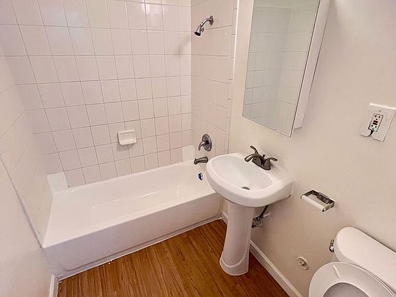 5th image of 1746 E 10th St #2