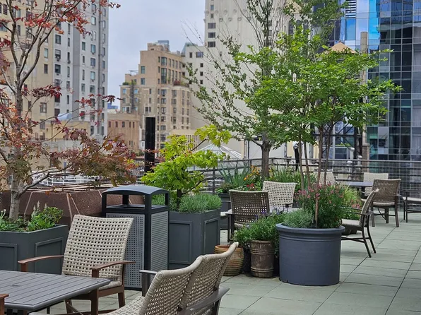 205 West 57th Street image 14 of 17