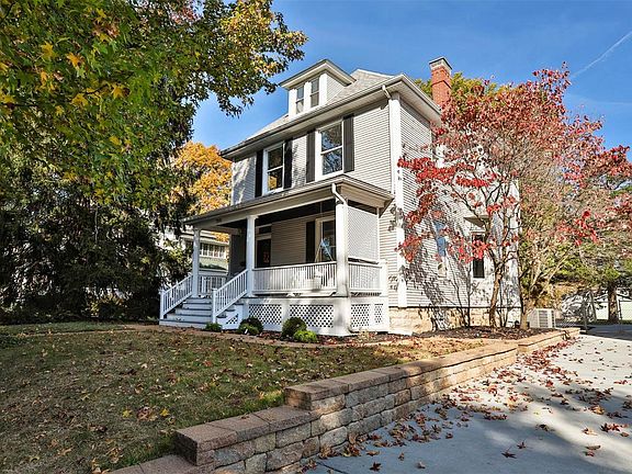 2nd image of 7393 Flora Ave