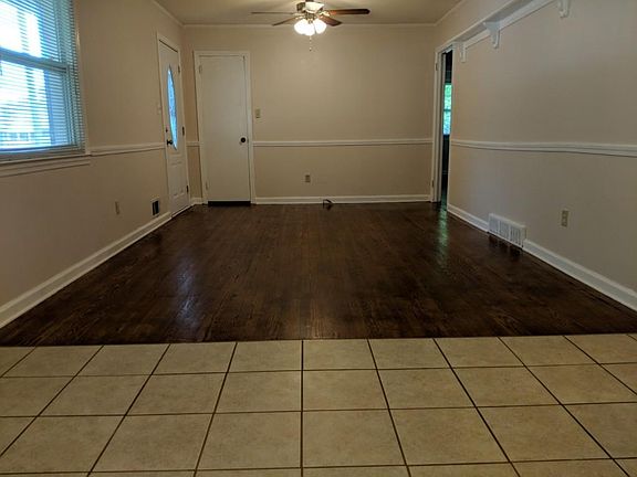 4th image of 114 Wildwood Cir
