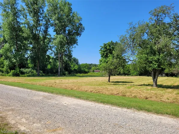 0 Ashley Ln, Oxford, MI 48370