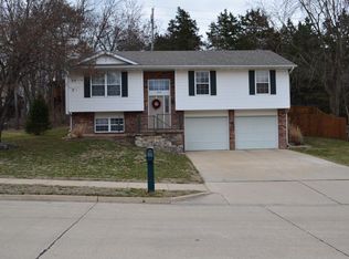 2016 Martinshire Dr, Columbia, MO 65203