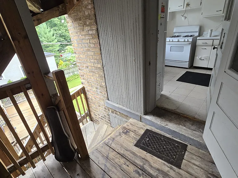 1936 W Estes Ave #1N — Photo 9