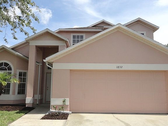 2nd image of 1832 Putney Cir
