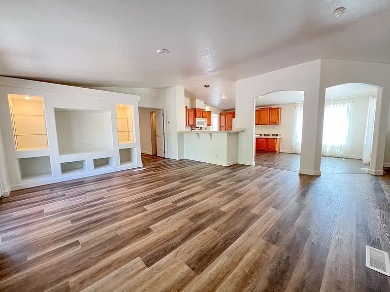 10830 E Oak Creek Trl — Photo 7