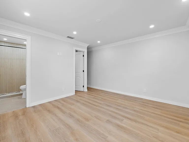 2808 Middle River Dr #2 — Photo 17