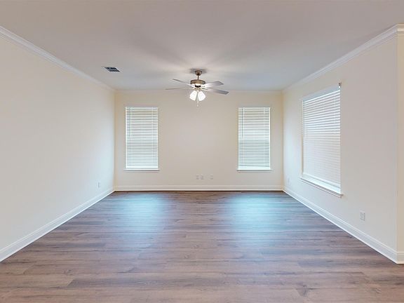 3rd image of 6610 Bendale Dr