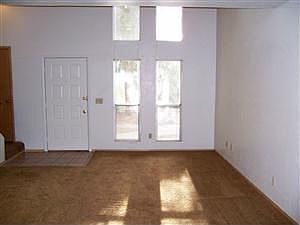 1st image of 582 Sellers Pl