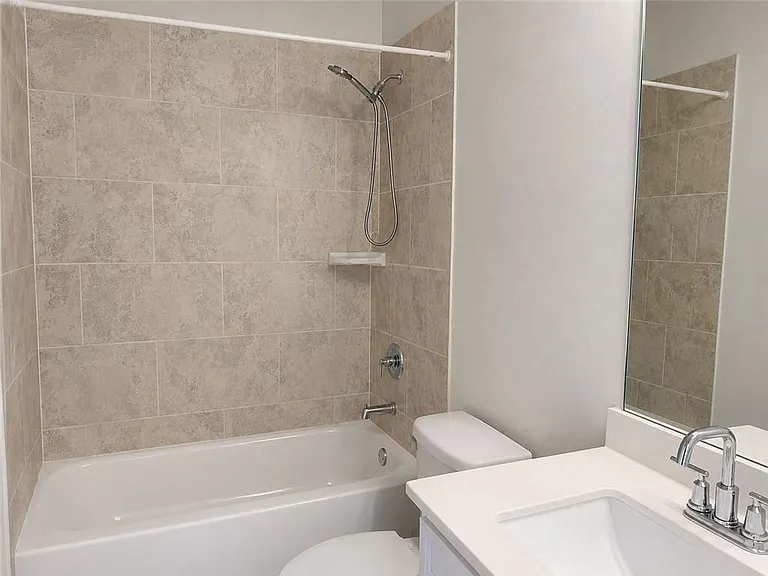 580 Briard Dr — Photo 23