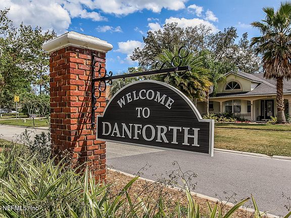 2nd image of 3941 DANFORTH Drive W