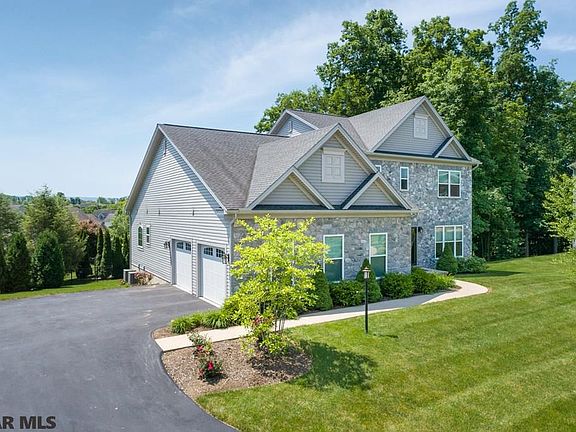3rd image of 1372 Sconsett Way