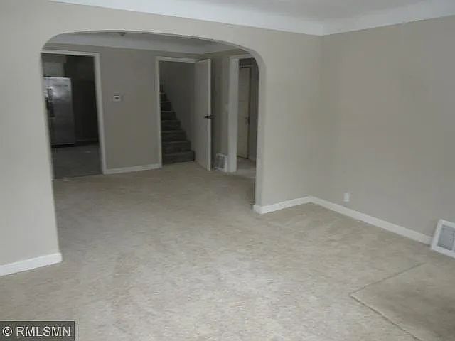 1st image of 235 Hurley St E