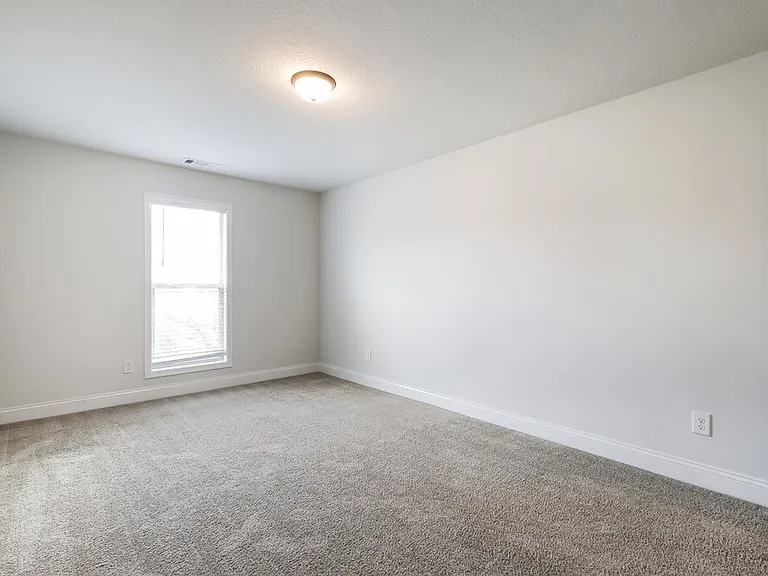 128 Heartland Cir — Photo 12