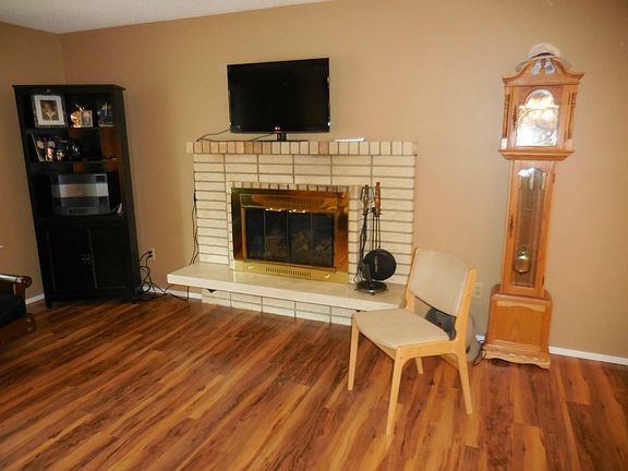 3rd image of 4510 NW 82nd St