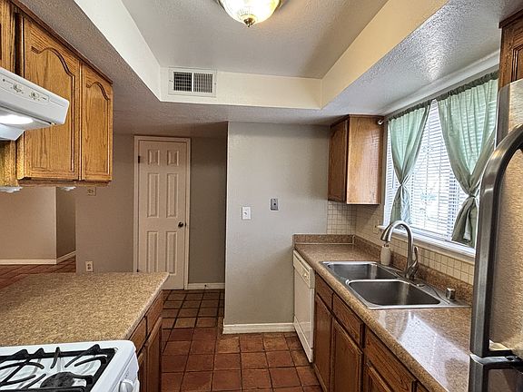 4th image of 11104 Vista Lago Pl #1