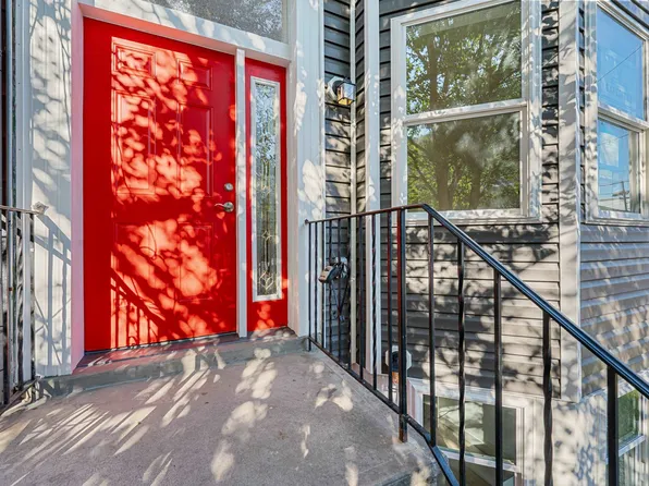 330 Forrest Street image 3 of 33